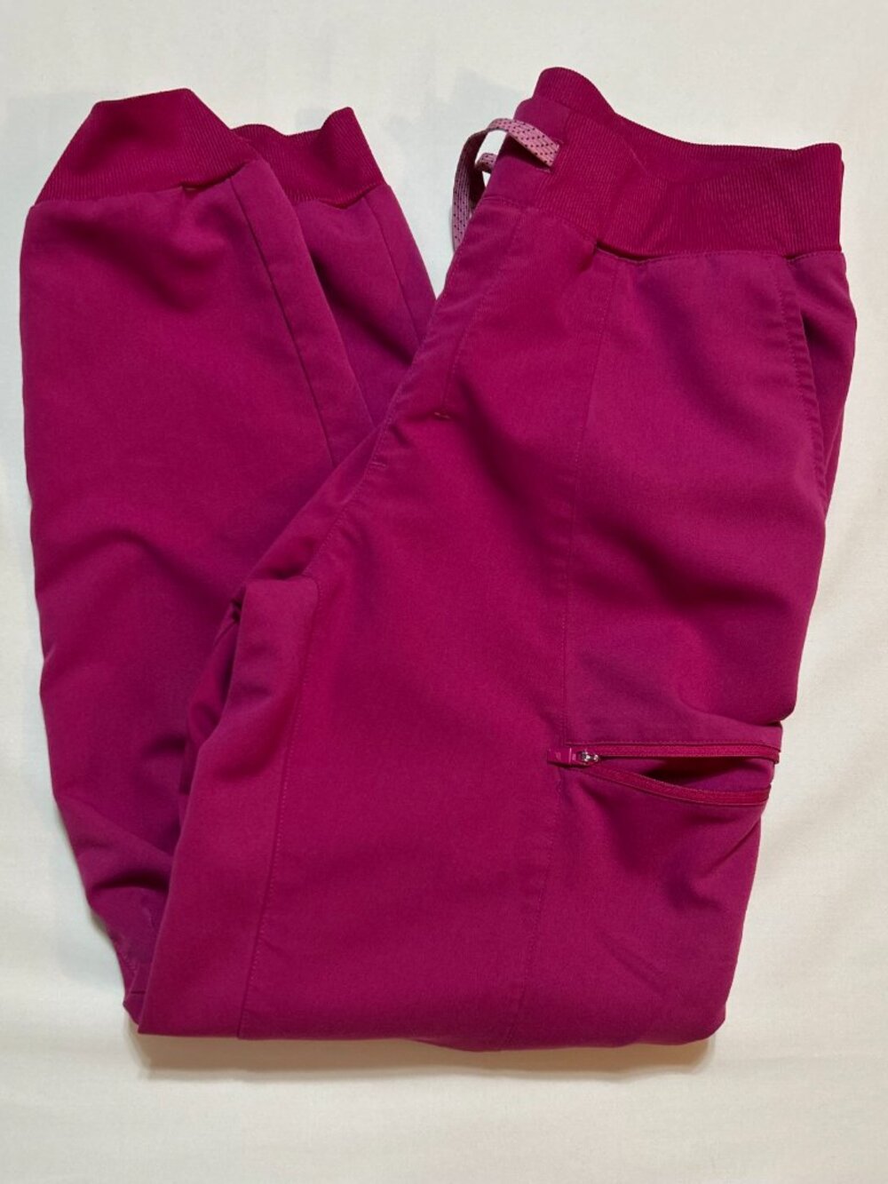 Fabletics On-Call Scrub Jogger Pants; Pink-Fuschia; Drawstring; Size M - Picture 9 of 9